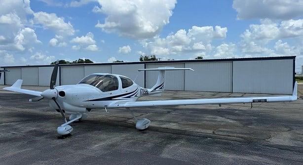 2023 DIAMOND DA40 NG Photo 3