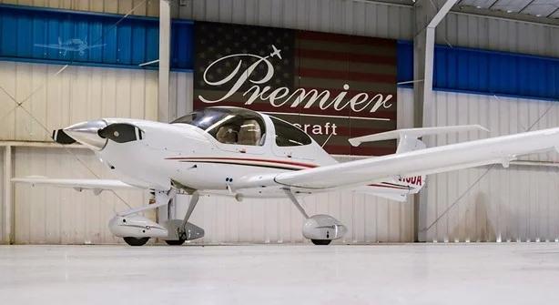 2020 DIAMOND DA40 XLT Photo 3