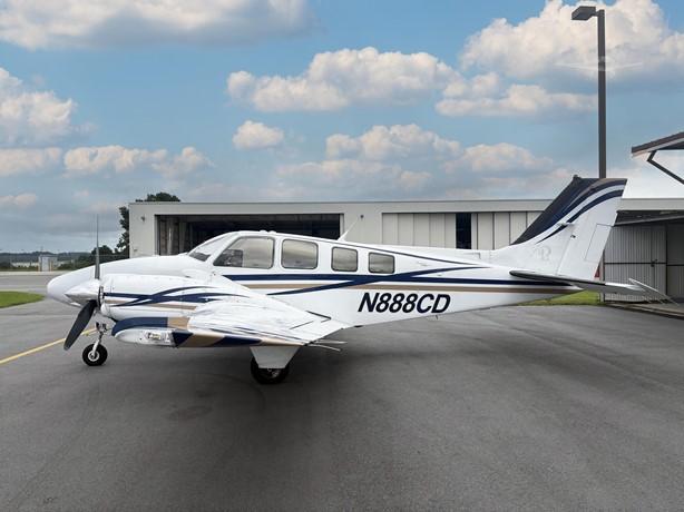 2005 BEECHCRAFT G58 BARON Photo 3