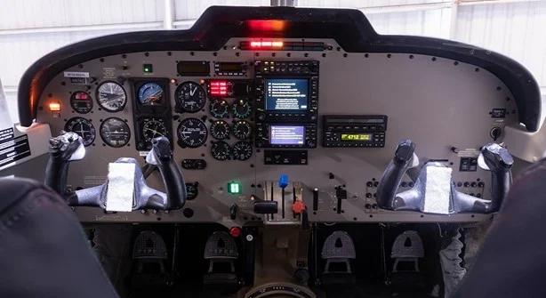 2000 PIPER SARATOGA II TC Photo 3