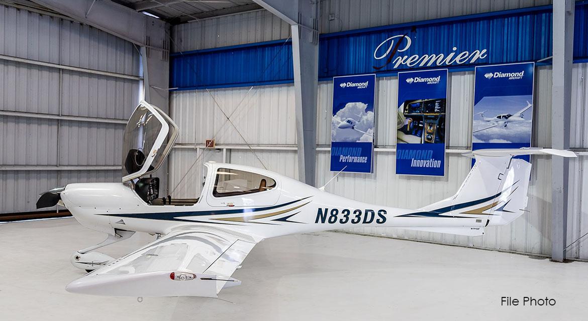 2011 Diamond DA40 XLS Photo 3