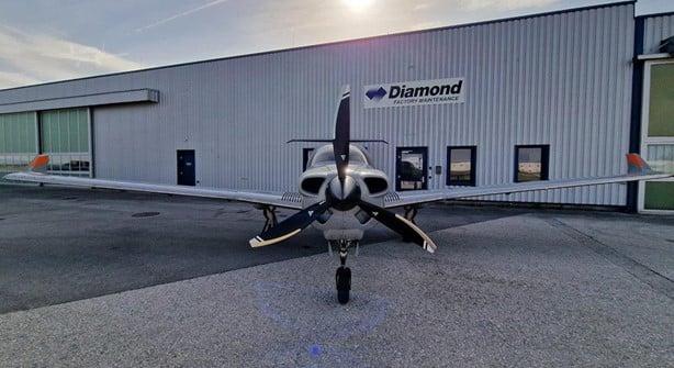 2022 Diamond DA50 RG Photo 4