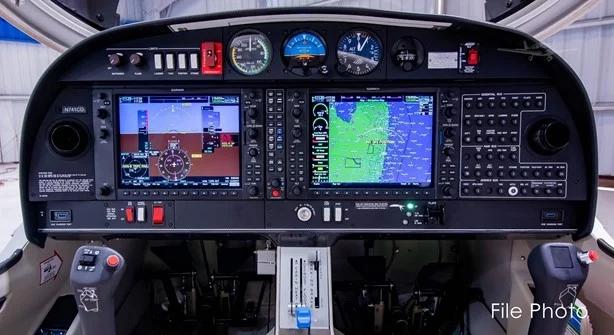 2023 DIAMOND DA40 NG Photo 4