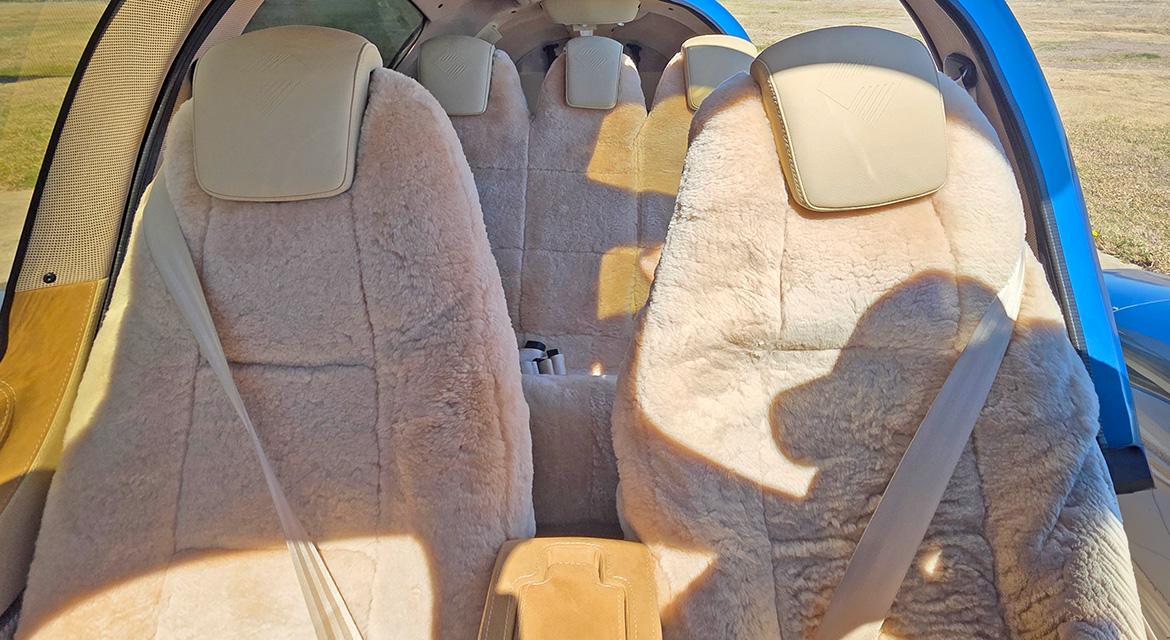 2025 Diamond DA62 Photo 6