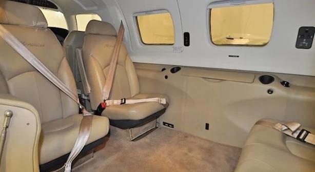 2009 PIPER MERIDIAN Photo 6