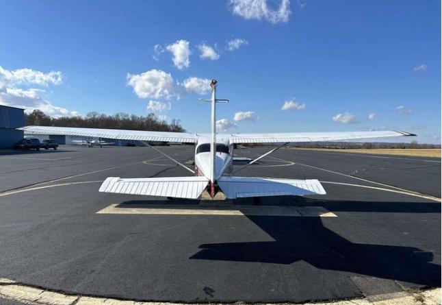 1975 CESSNA 172M SKYHAWK Photo 5