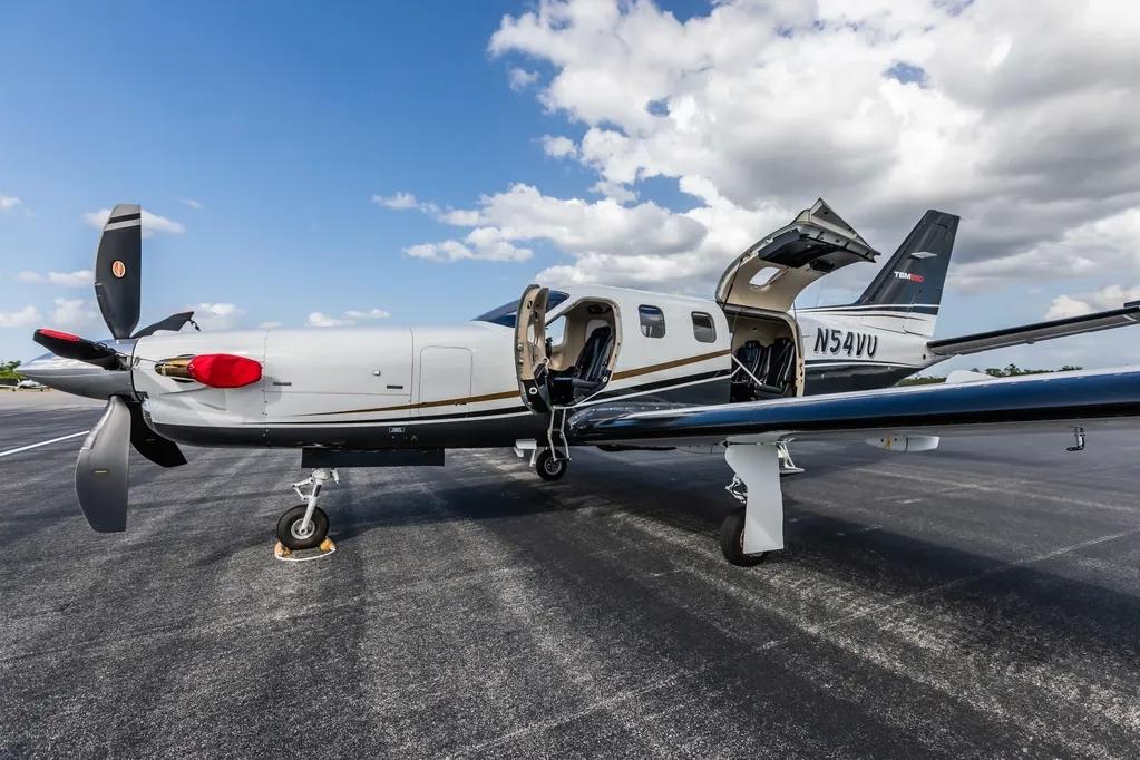 2014 TBM 850 Elite Photo 2