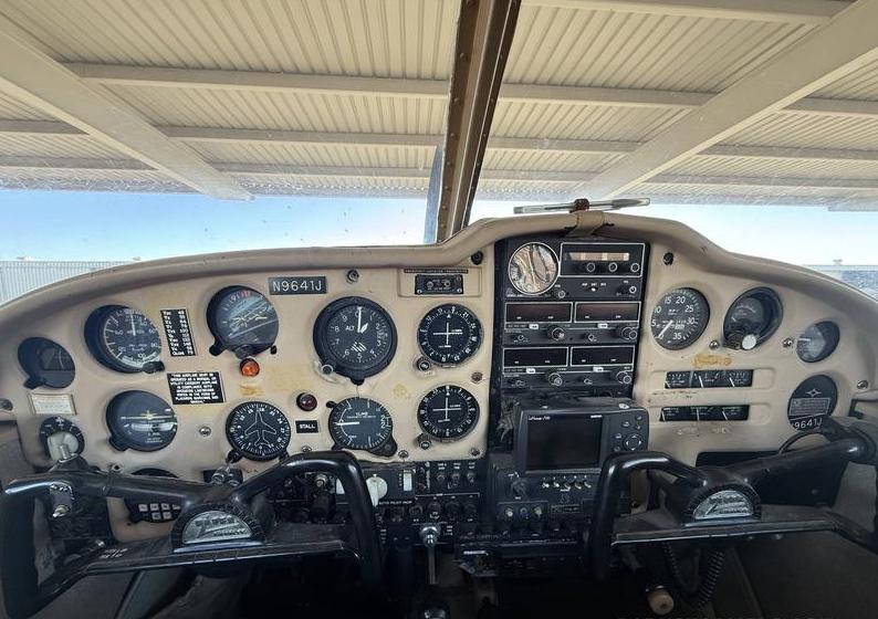 1967 Piper Cherokee 180 Photo 4