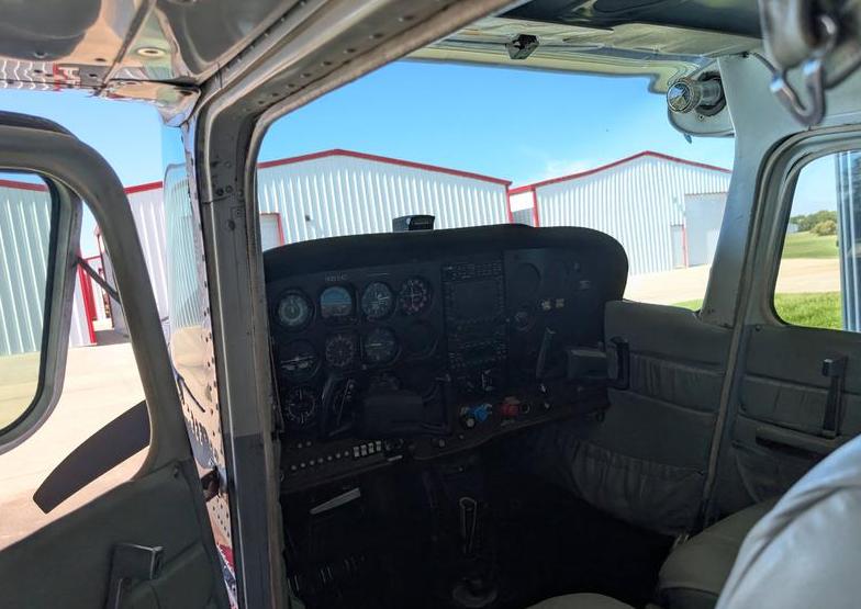 1980 CESSNA 172RG Photo 4