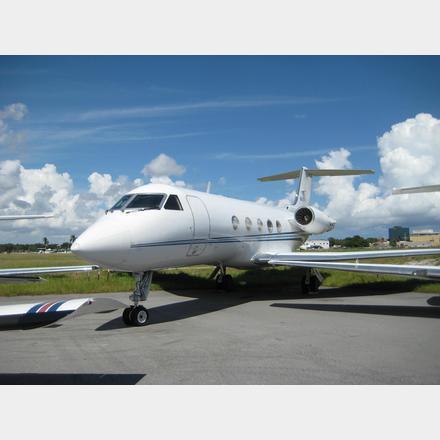 1983 Gulfstream GIII Photo 2