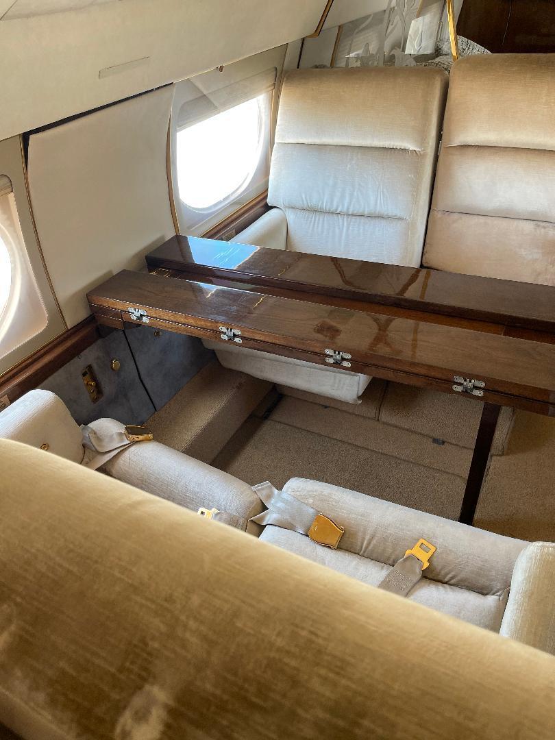 1983 Gulfstream GIII Photo 5
