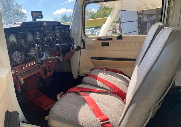 1968 Cessna 150J Photo 6