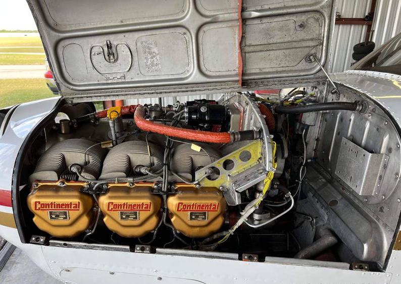 BEECHCRAFT M35 BONANZA Photo 7