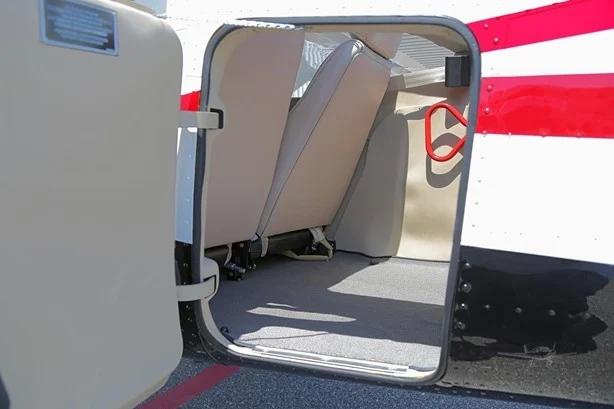 2011 CESSNA 182T SKYLANE Photo 6