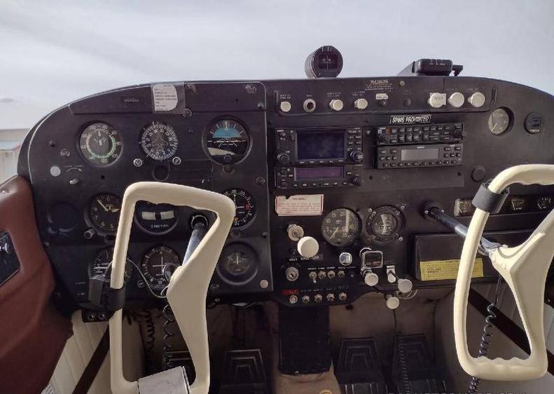 1961 Cessna 172B Photo 5