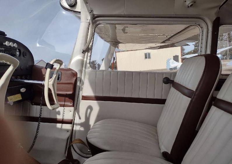 1961 Cessna 172B Photo 3