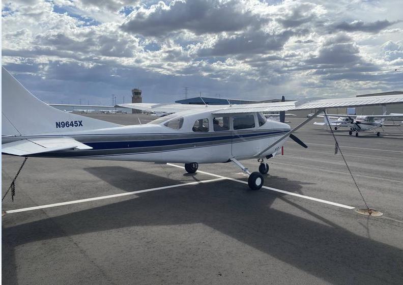 1961 Cessna 210B Photo 3