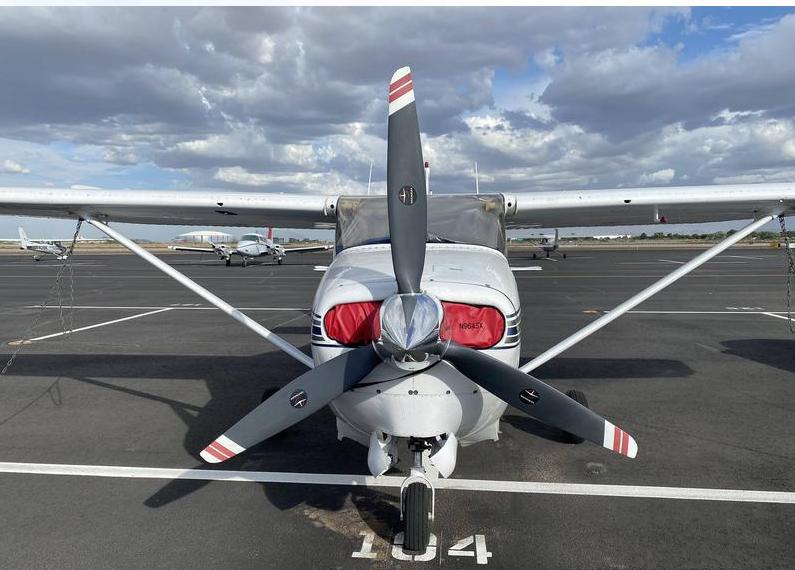 1961 Cessna 210B Photo 2