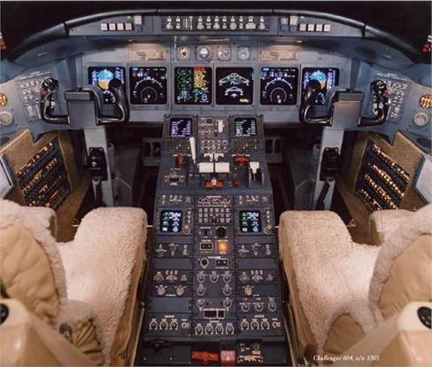 1996 Bombardier Challenger 604 Photo 5