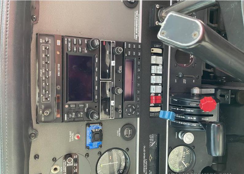 1979 Piper PA28-236 Dakota. Photo 3