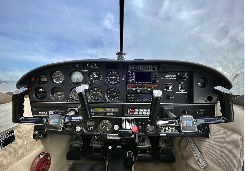 1971 Piper Cherokee 160 Photo 4