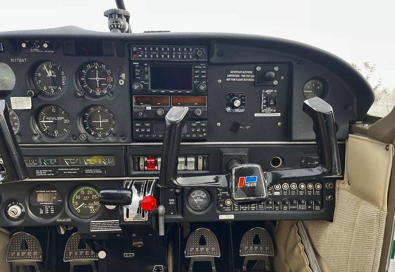 1971 Piper Cherokee 160 Photo 5