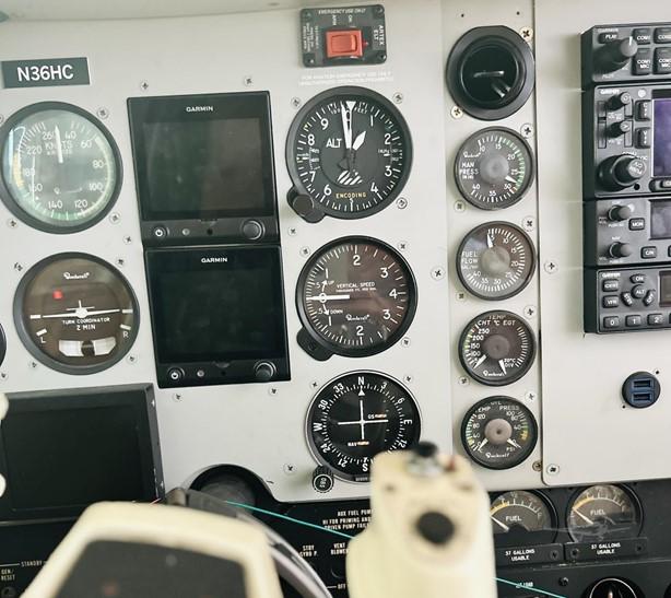 1989 BEECHCRAFT A36 BONANZA Photo 4