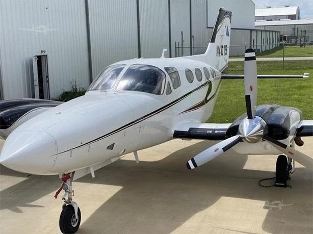1973 CESSNA 421B Photo 2