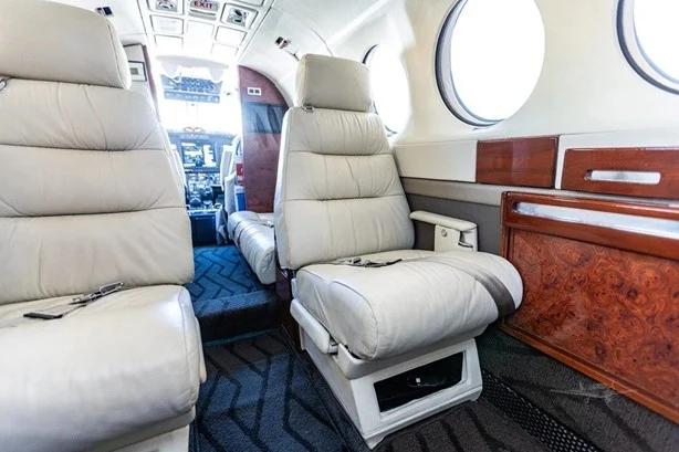 1986 BEECHCRAFT KING AIR 300 Photo 4