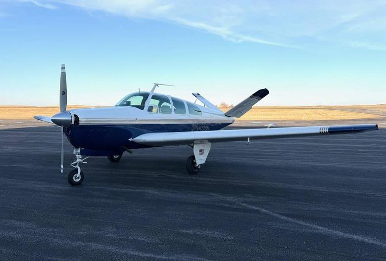 1961 Beech N35 Bonanza Photo 3