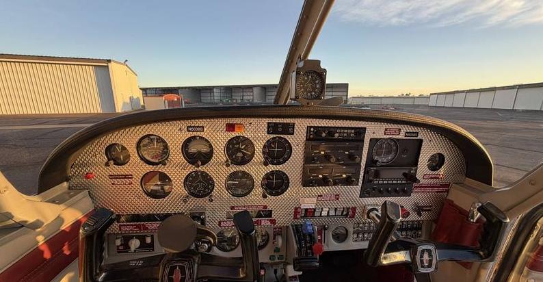 1970 PIPER ARROW PA-28R-200 Photo 3