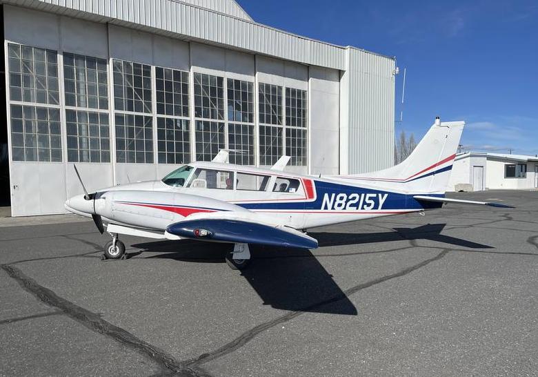 PIPER PA-30 TWIN COMANCHE  Photo 2