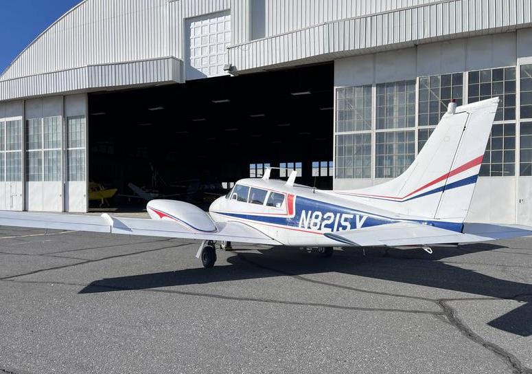 PIPER PA-30 TWIN COMANCHE  Photo 3