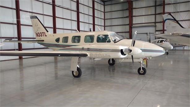 1975 PIPER NAVAJO CR Photo 2
