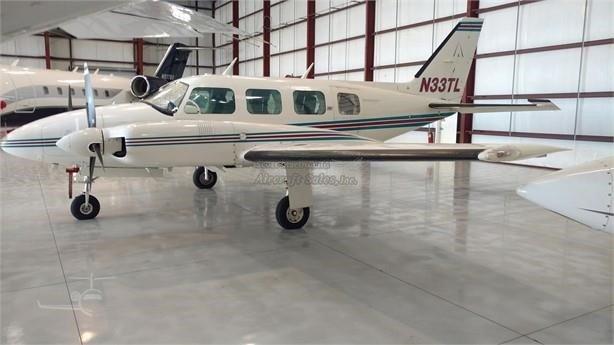 1975 PIPER NAVAJO CR Photo 3