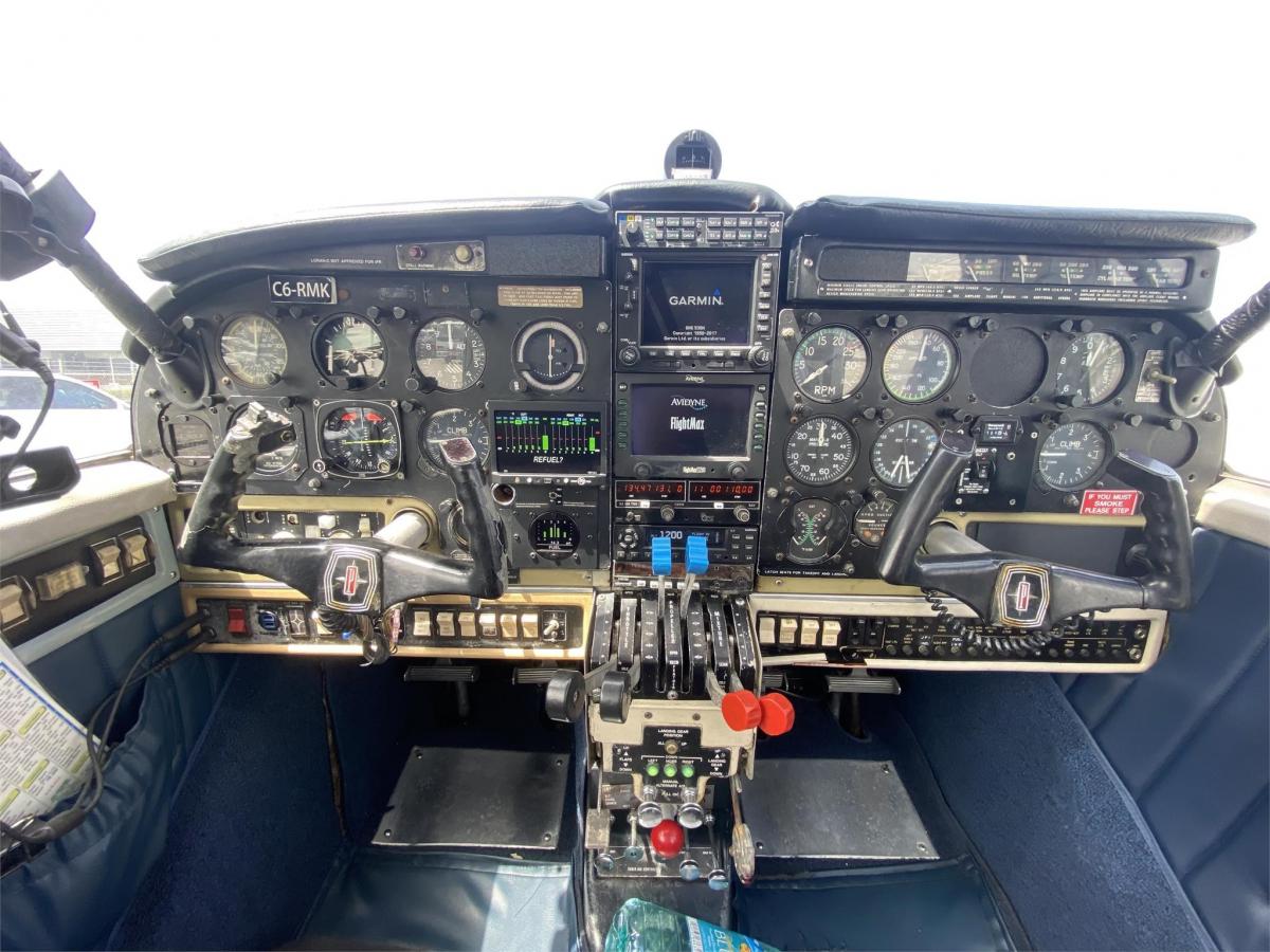 1973 PIPER AZTEC E Photo 5