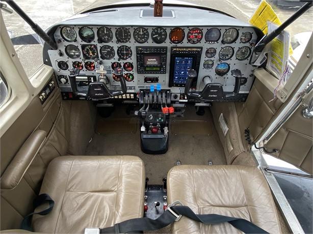 1974 PIPER AZTEC E Photo 4