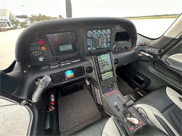 2006 CIRRUS SR22-G2 Photo 4