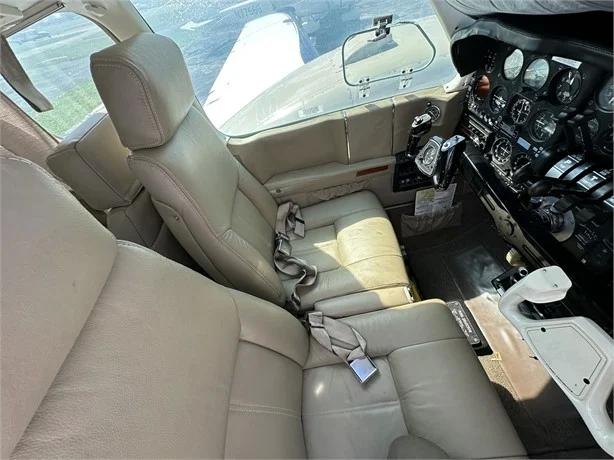 1973 BEECHCRAFT 58 BARON Photo 5
