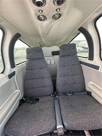 1987 BEECHCRAFT F33A BONANZA Photo 4
