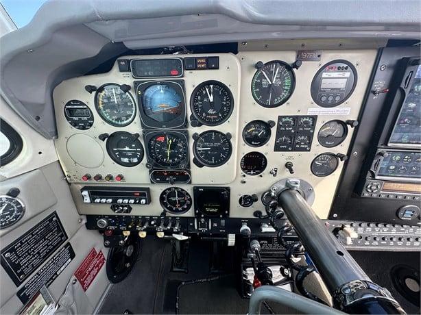 1987 BEECHCRAFT F33A BONANZA Photo 6