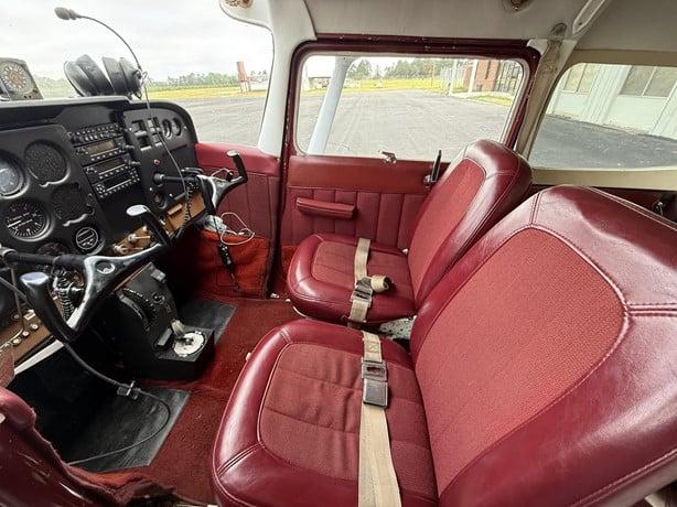 1971 CESSNA 172L SKYHAWK Photo 4