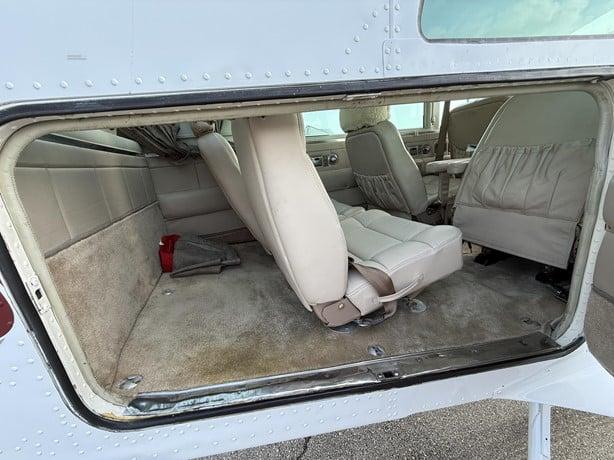 1976 CESSNA T310R Photo 3