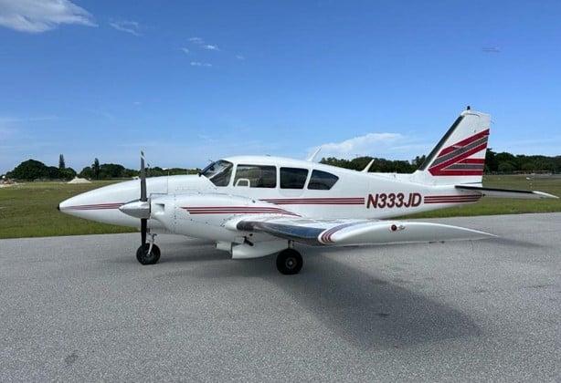 1980 PIPER AZTEC F Photo 2
