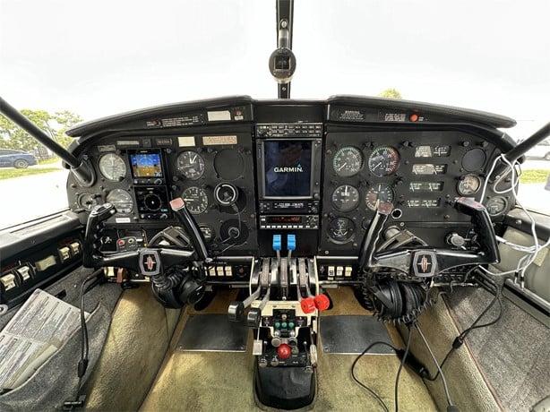 1971 PIPER AZTEC D Photo 4