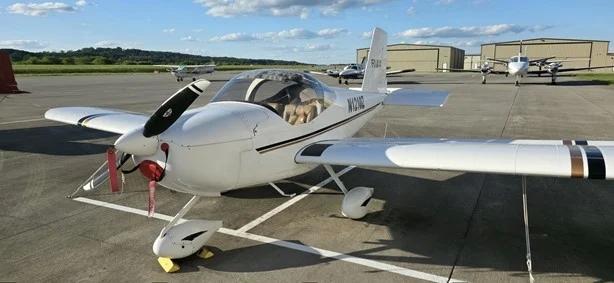 2010 VANS RV-12 Photo 2