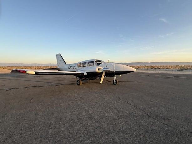 1977 PIPER TURBO AZTEC F Photo 2