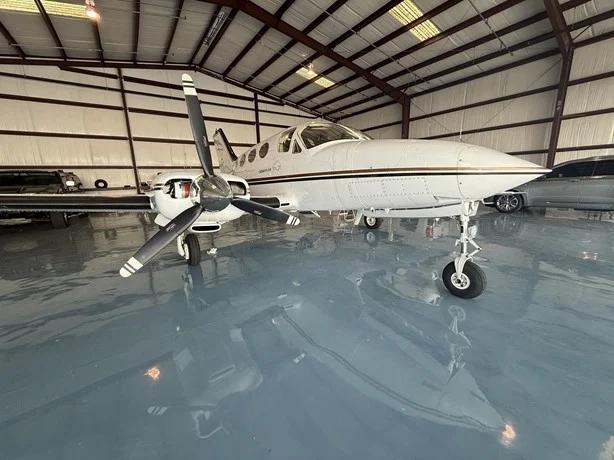 1976 CESSNA 414 Photo 2
