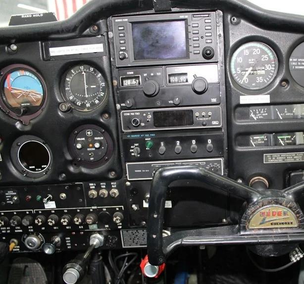 1966 PIPER CHEROKEE 180 Photo 5