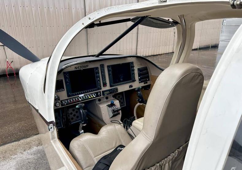 2008 VANS RV-10 Photo 5